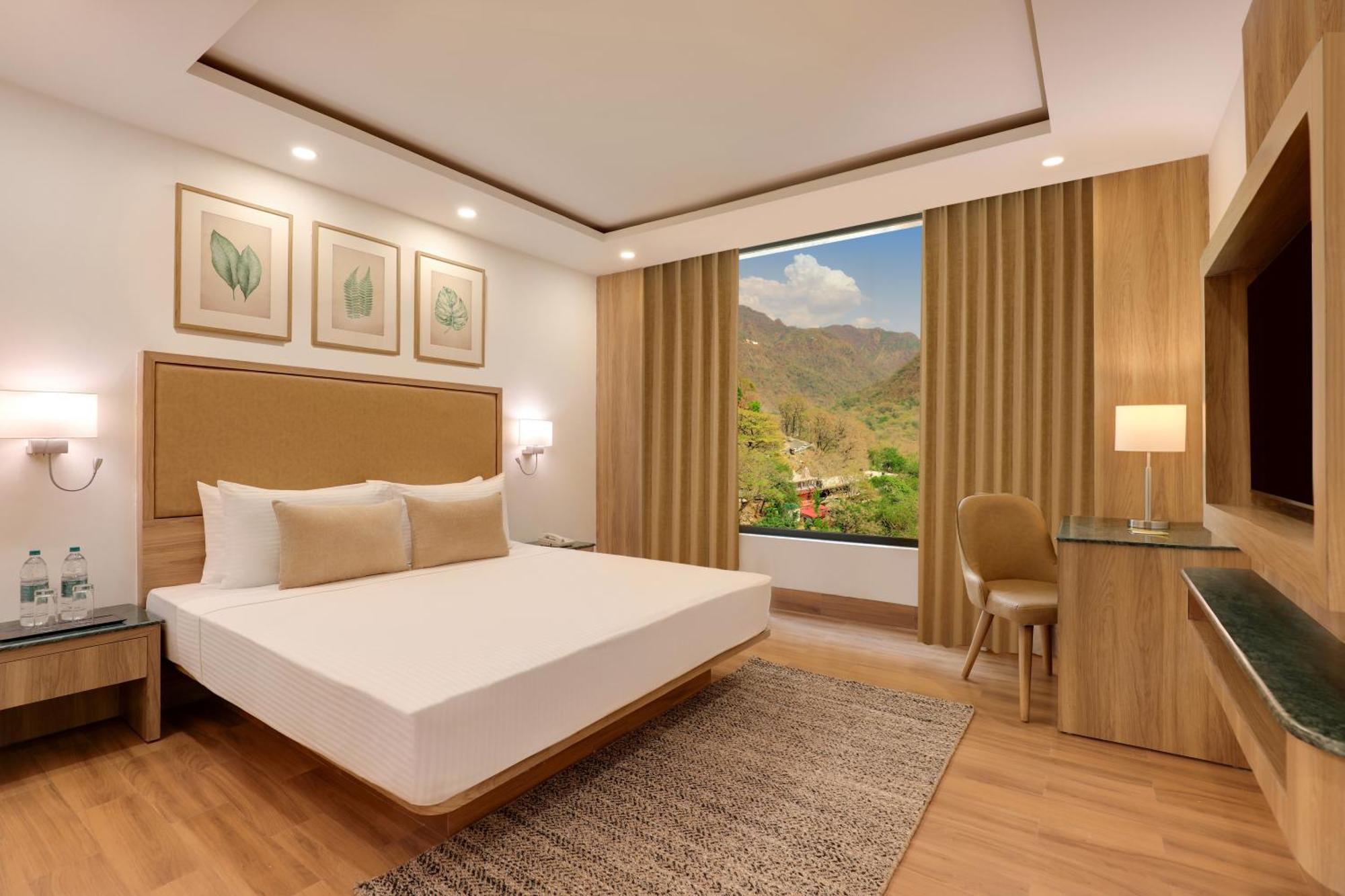 Lemon Tree Hotel, Rishīkesh Zewnętrze zdjęcie