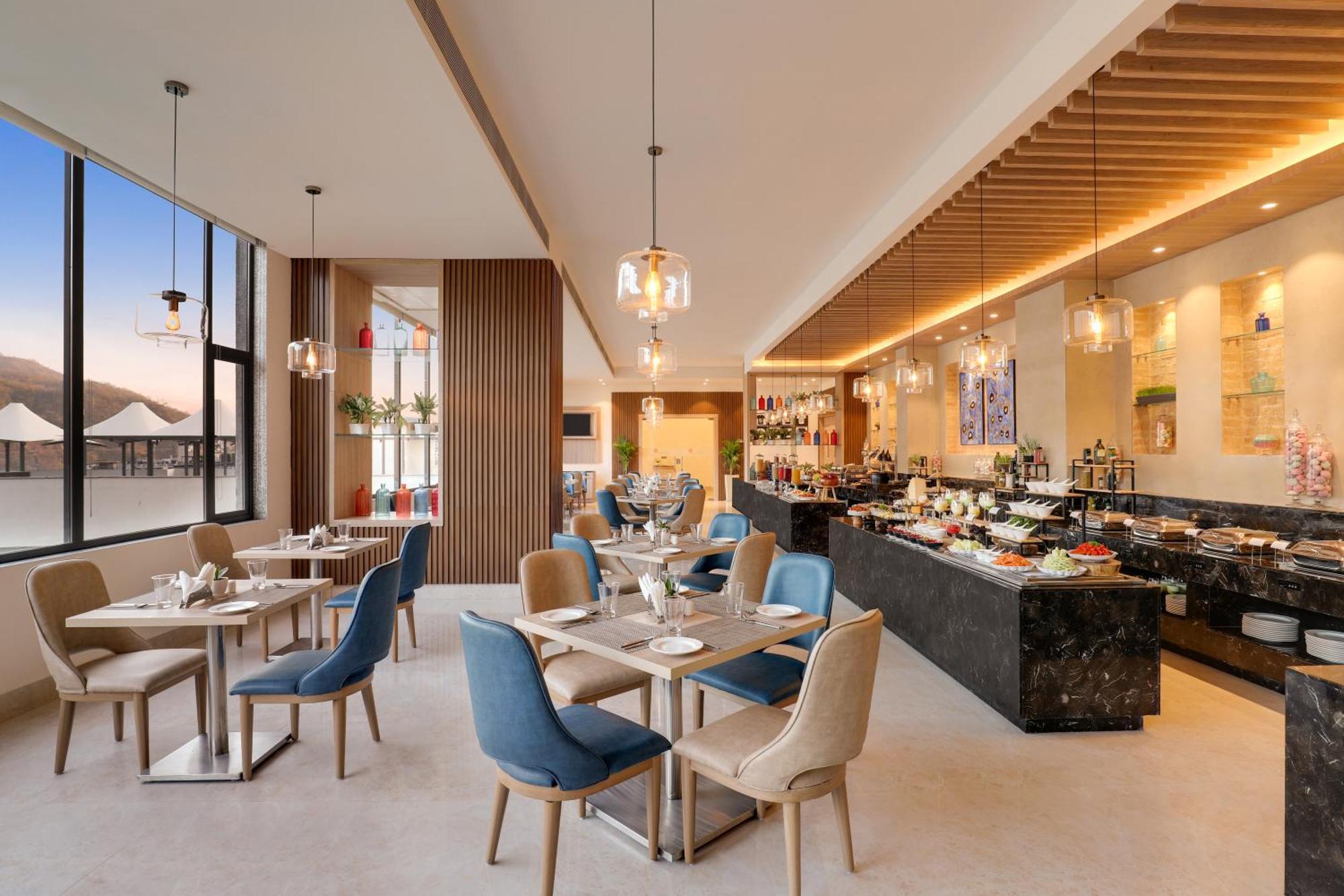 Lemon Tree Hotel, Rishīkesh Zewnętrze zdjęcie
